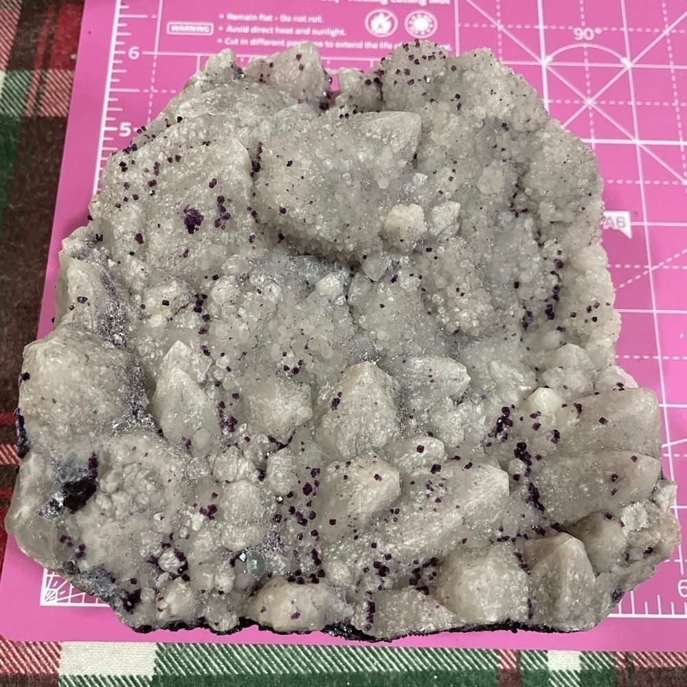 XL CANDLE QUARTZ CLUSTER 6”x5”x3”thick GORGEOUS GREY W- PURPLE “SPARKLES” - Picture 5 of 9